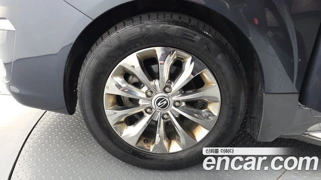 2016 KG Mobility 코란도 투리스모