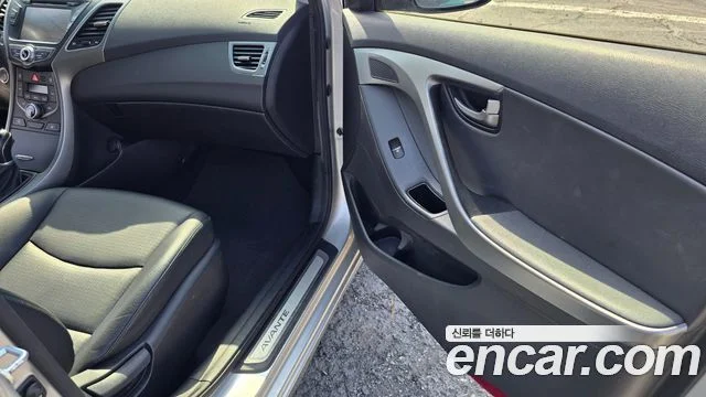 2014 Hyundai Avante (New)