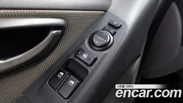 2008 Hyundai Grand Starex