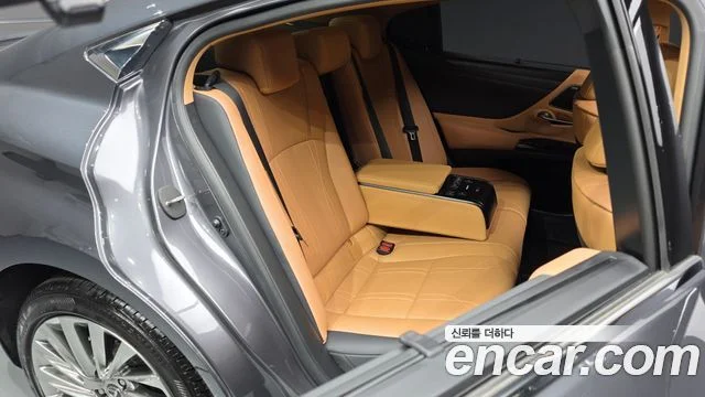 2023 Lexus ES300h 7세대
