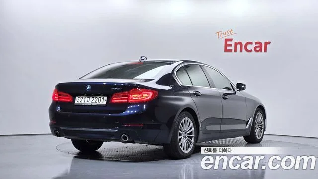 2020 BMW 5 Series (G30)