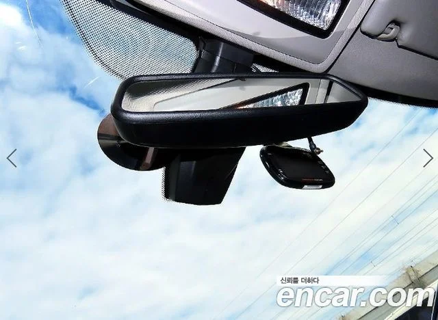 2012 BMW 5 Series (F10)