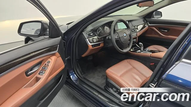 2012 BMW 5 Series (F10)