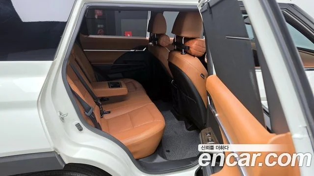 2022 KG Mobility Torres