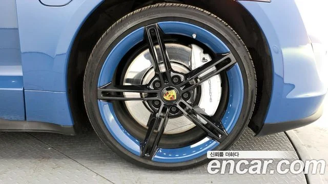 2022 Porsche 타이칸