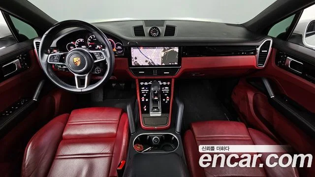2021 Porsche 카이엔 (PO536)