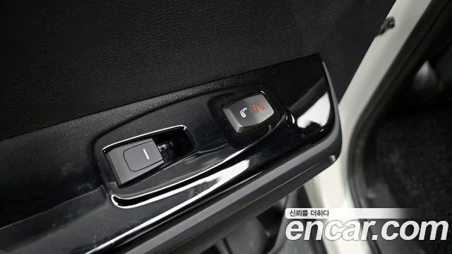 2022 KG Mobility Torres