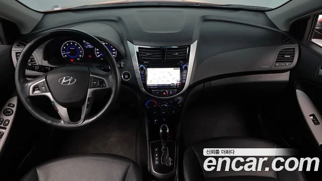 2016 Hyundai 엑센트(신형)
