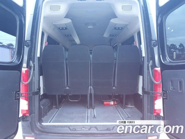 2017 Hyundai 쏠라티