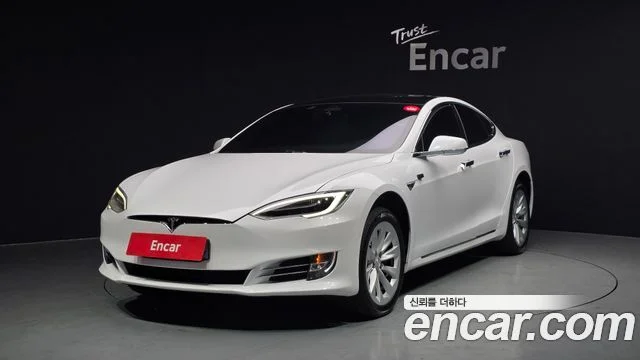 2020 Tesla Model S