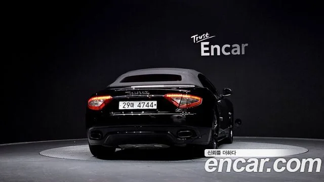 2012 Maserati 그란카브리오