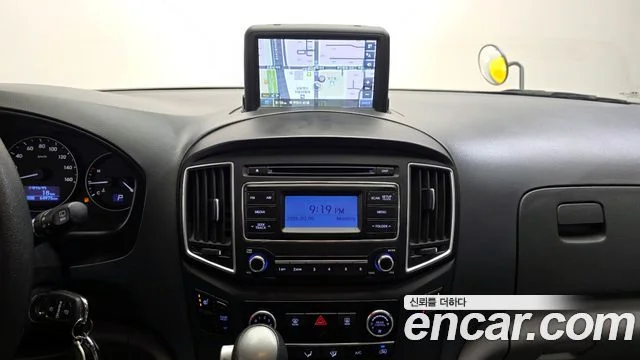 2018 Hyundai Grand Starex (New)