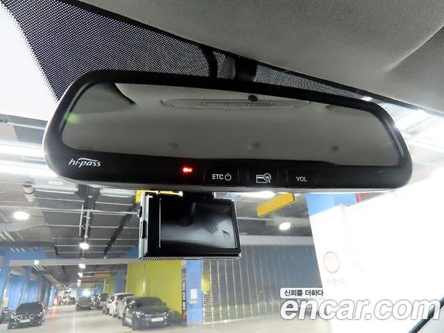 2012 Hyundai Grand Starex