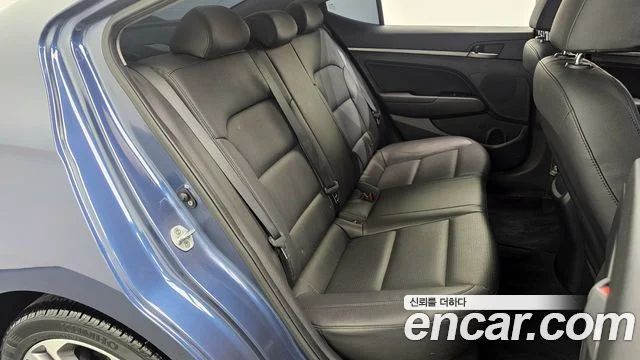 2017 Hyundai 아반떼 AD