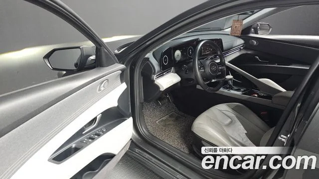 2020 Hyundai Avante (CN7)