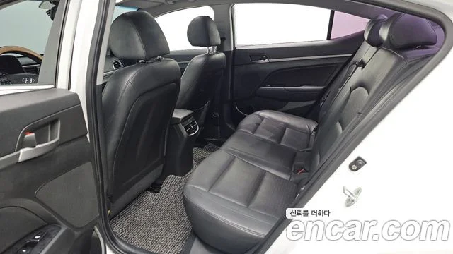 2016 Hyundai 아반떼 AD