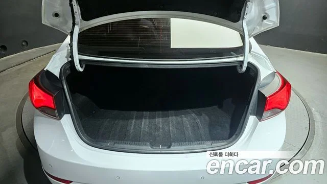 2014 Hyundai Avante (New)