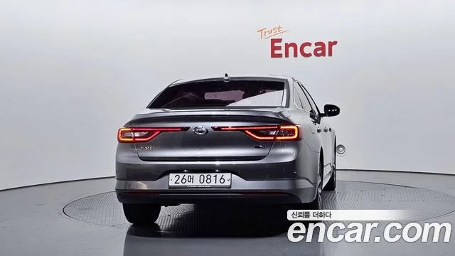 2016 Renault Korea SM6