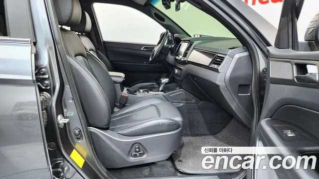 2022 KG Mobility 더 뉴 렉스턴 스포츠 칸