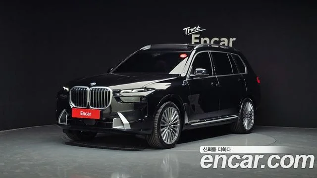 2025 BMW X7 (G07)