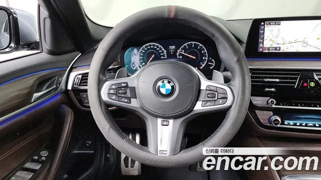 2019 BMW 5 Series (G30)