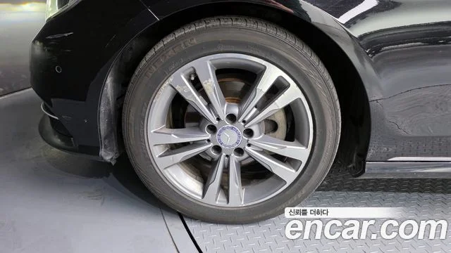 2015 Mercedes-Benz E-class W212