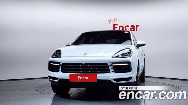 2020 Porsche 카이엔 (PO536)