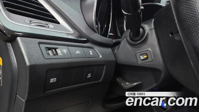 2014 Hyundai Santa Fe (DM)