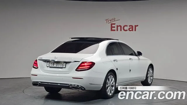 2016 Mercedes-Benz E-클래스 W213