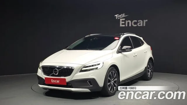 2019 Volvo V40 크로스컨트리