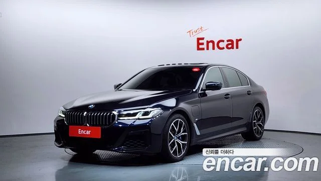 2021 BMW 5 Series (G30)