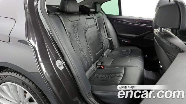 2021 BMW 5 Series (G30)