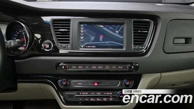 2019 Kia Carnival (New)