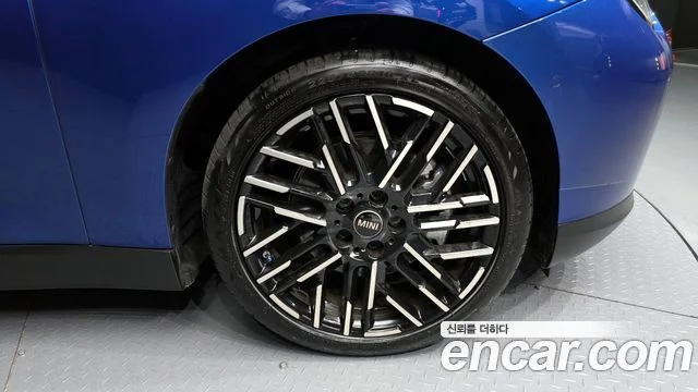 2024 MINI Cooper Electric Gen.4