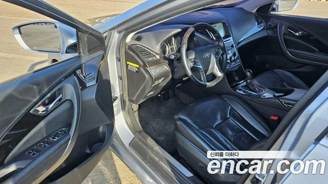 2016 Hyundai Grandeur (HG)