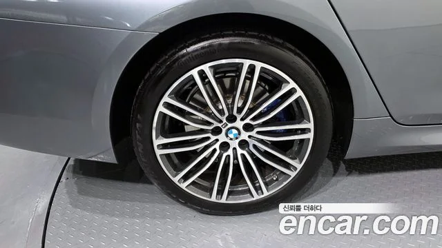 2018 BMW 5 Series (G30)