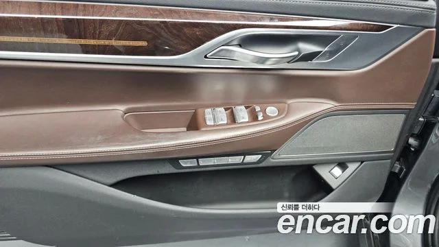 2016 BMW 7 Series (G11)