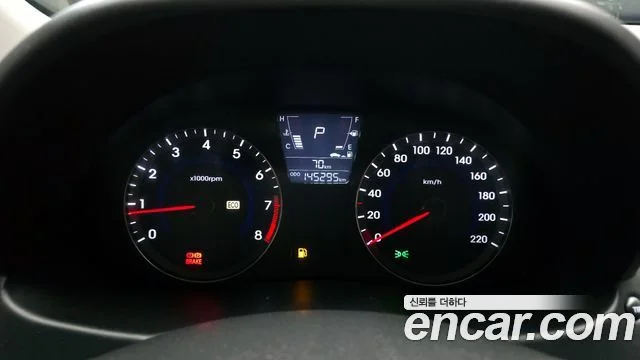 2011 Hyundai 엑센트(신형)