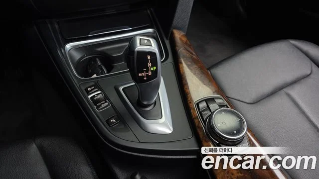 2014 BMW 3 Series (F30)