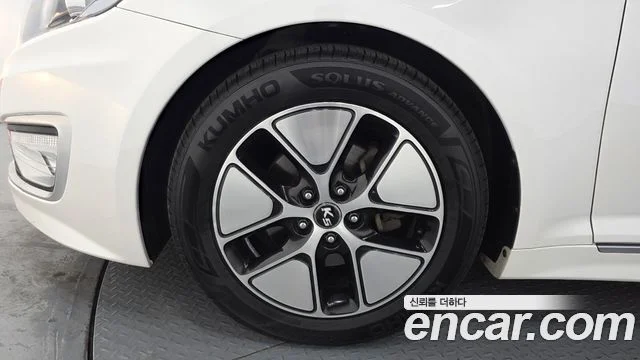 2011 Kia K5 하이브리드