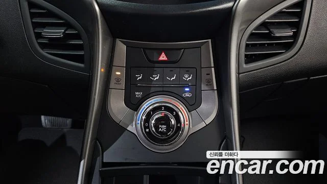 2013 Hyundai 아반떼 MD