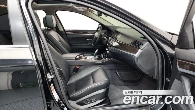 2013 BMW 5 Series (F10)