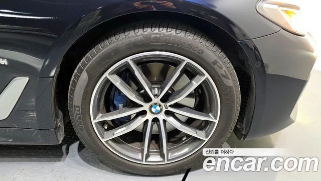 2020 BMW 5 Series (G30)
