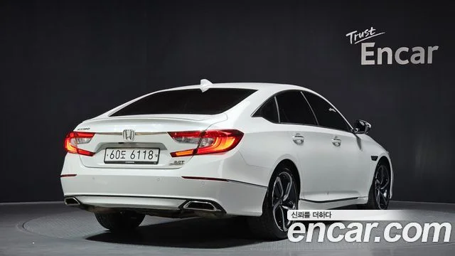 2018 Honda 어코드 10세대