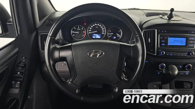 2019 Hyundai Grand Starex (New)