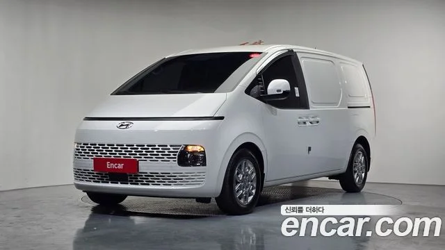 2023 Hyundai Staria