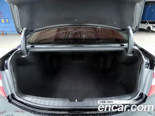 2016 Hyundai Grandeur (HG)