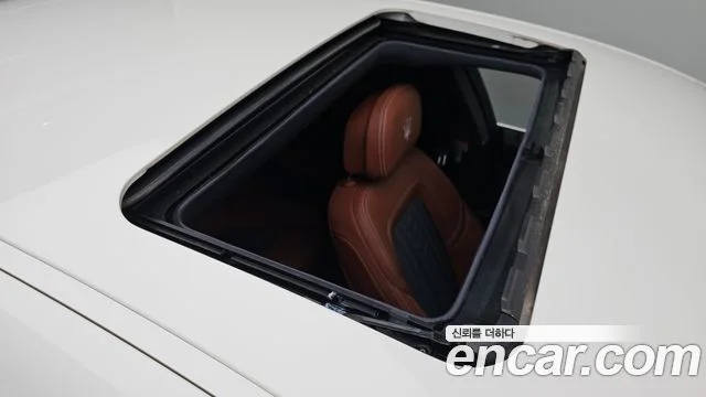 2020 Maserati 콰트로포르테