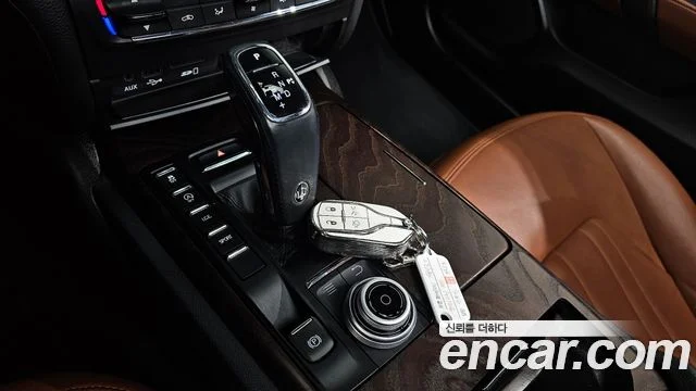 2020 Maserati 기블리