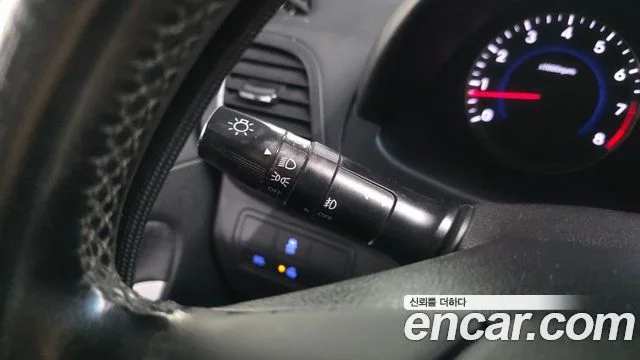 2013 Hyundai 엑센트(신형)